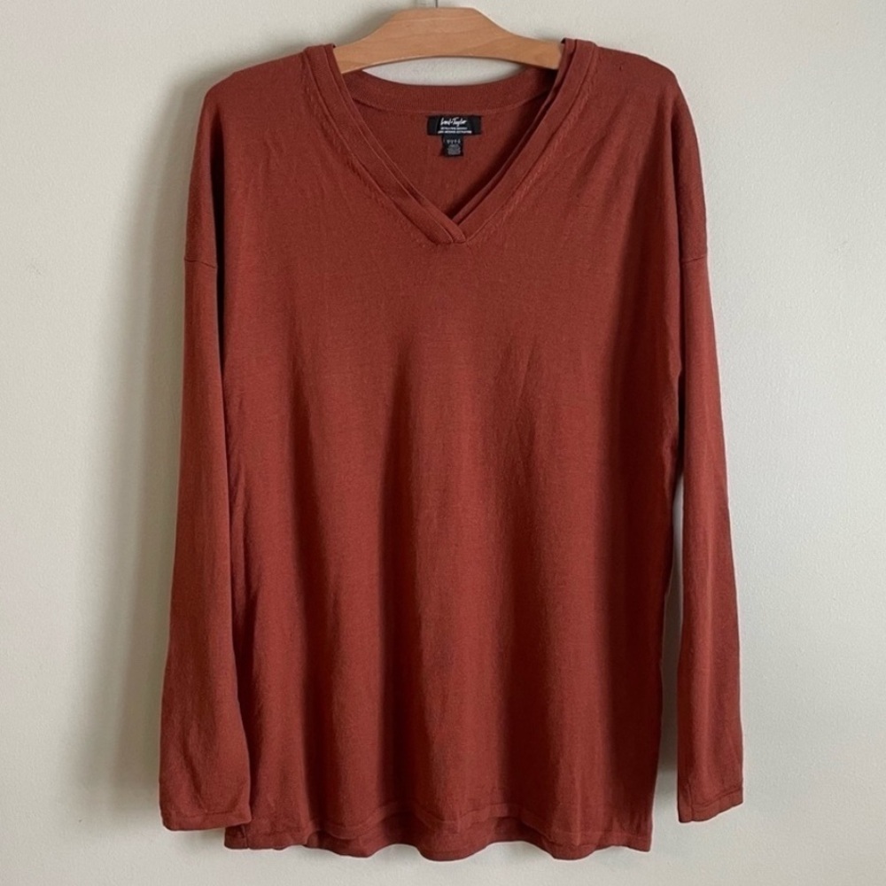 Lord & Taylor Rust 100% Merino Wool Knit Top Size Large